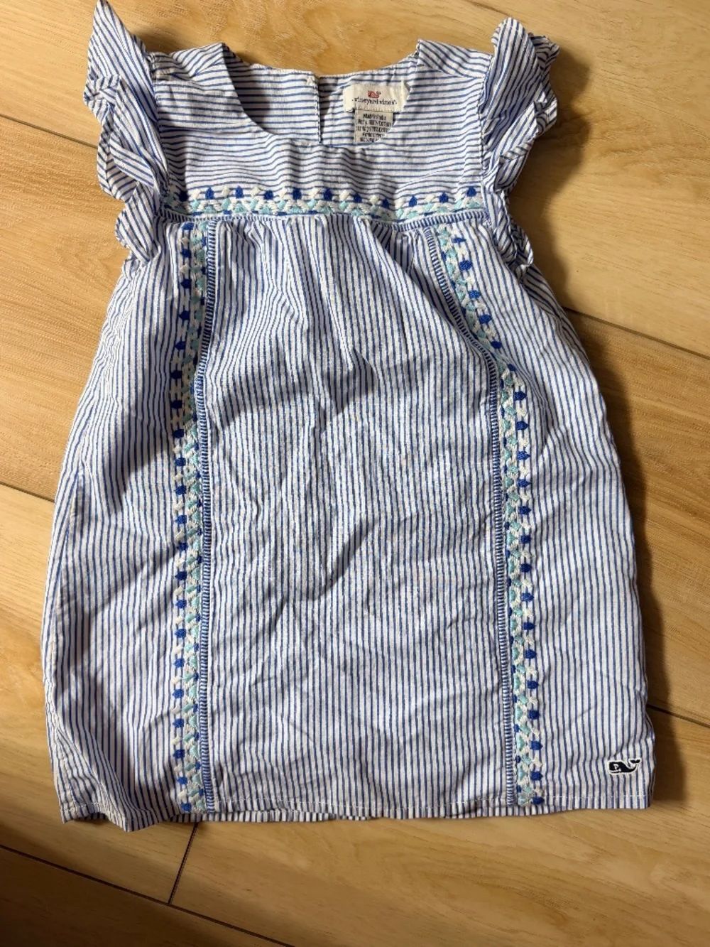 Vineyard vines dress
